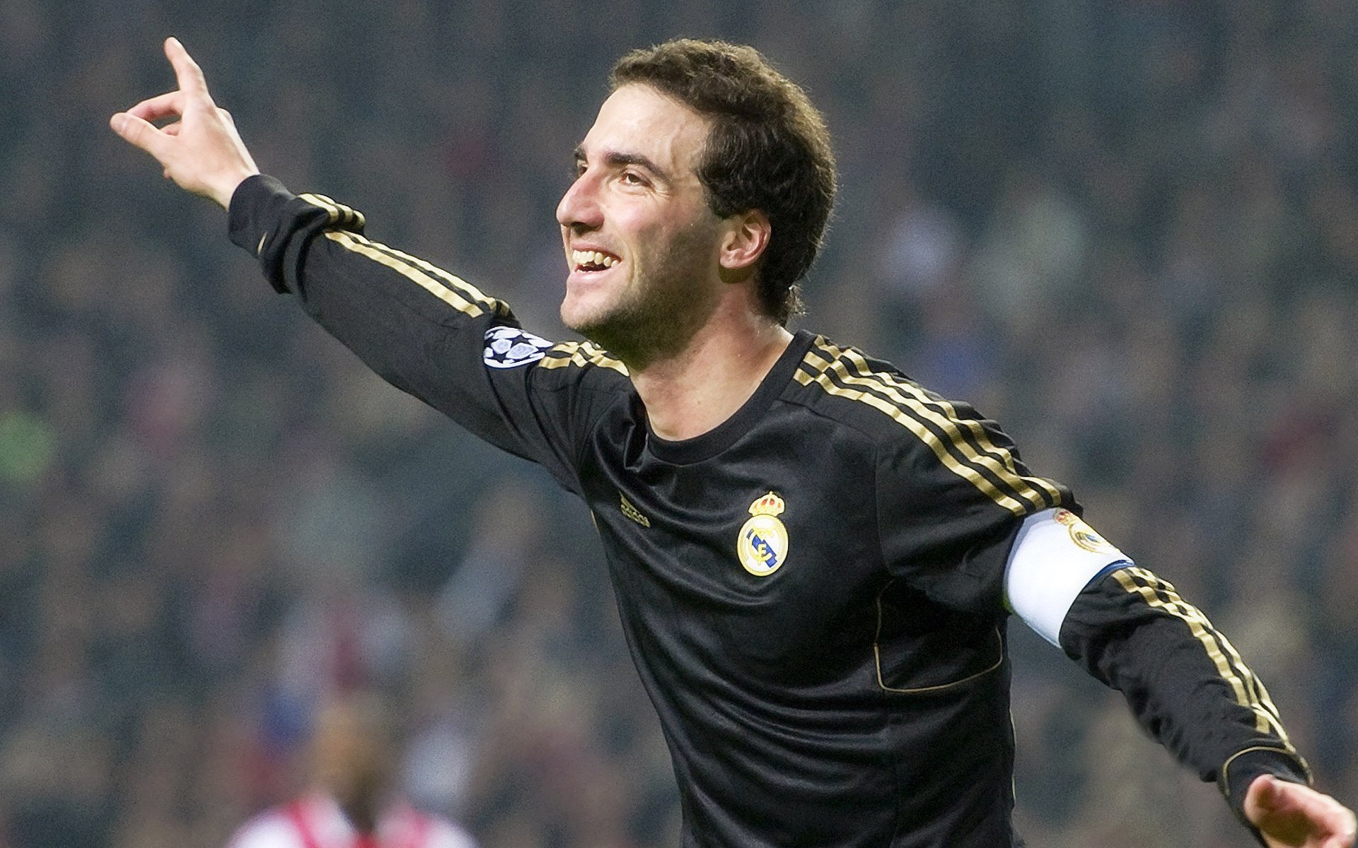 史上最年轻“冠军射手”爆发！，最年轻的s赛冠军